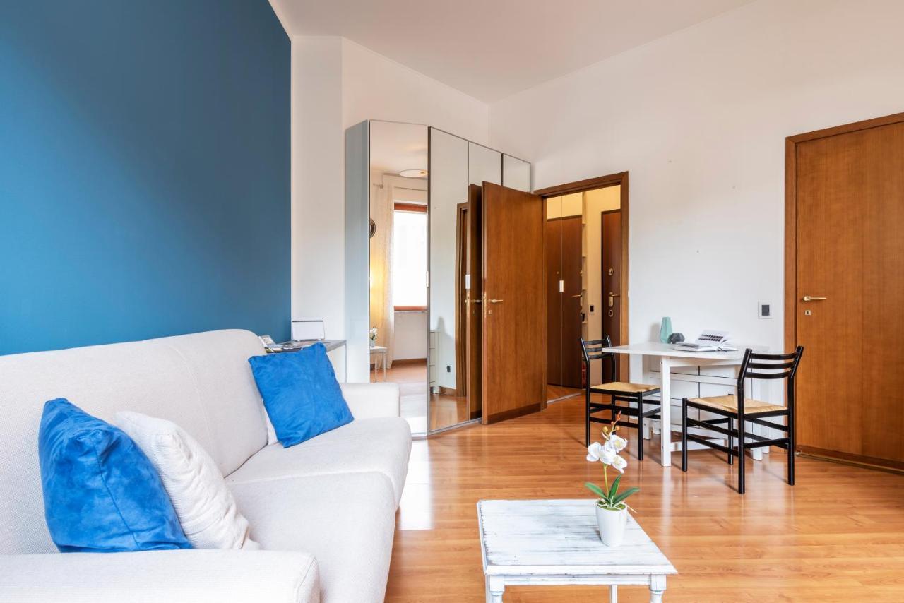 Casa Blu Flexyrent Apartment Wifi - No Ac Mailand Exterior foto